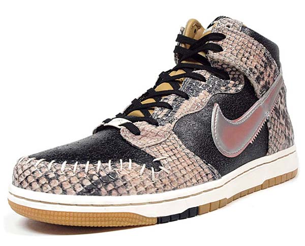 NIKE DUNK CMFT PRM QS [BLACK / METALLIC SILVER-SAIL] 716714-001