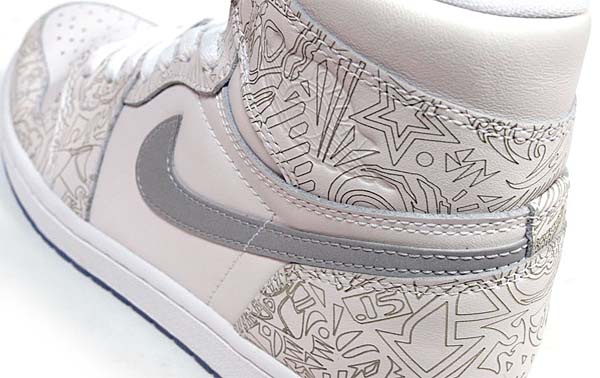 NIKE AIR JORDAN 1 RETRO HI OG LASER 30th ANNIVERSARY [WHITE / METALLIC SILVER] 705289-100