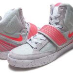 NIKE NSW SKYSTEPPER [PURE PLATINUM/ATOMIC RED-WHITE] (599277-002)
