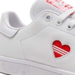 adidas Originals STAN SMITH "Valentine Day" [RUNNING WHITE / ACTIVE RED / RUNNING WHITE] (G27893)